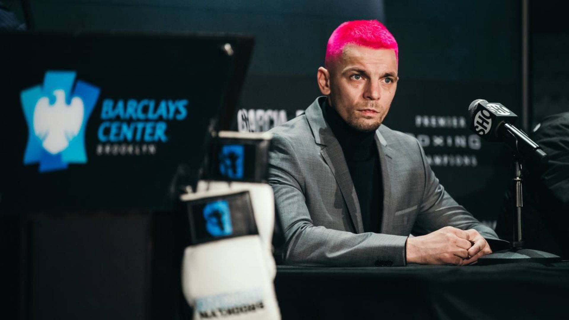 About Us building confidence through community boxing